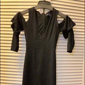 DEX size s .black dress with shoulders showing